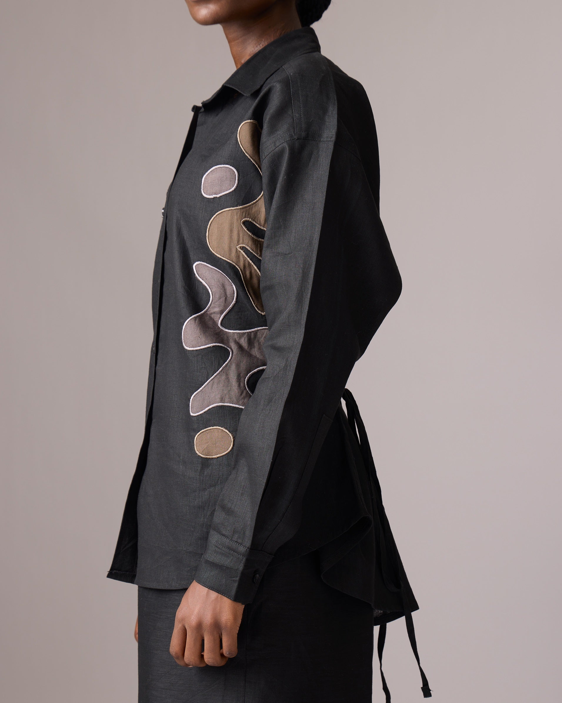 Roga Obsidian Form Set